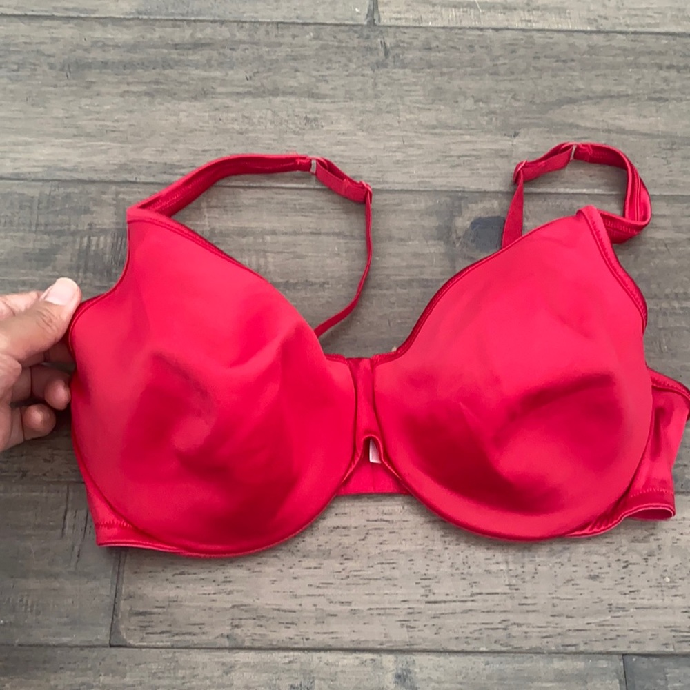 Victorias Secret Lightly‎ Lined Underwire Bra Size 36C Red